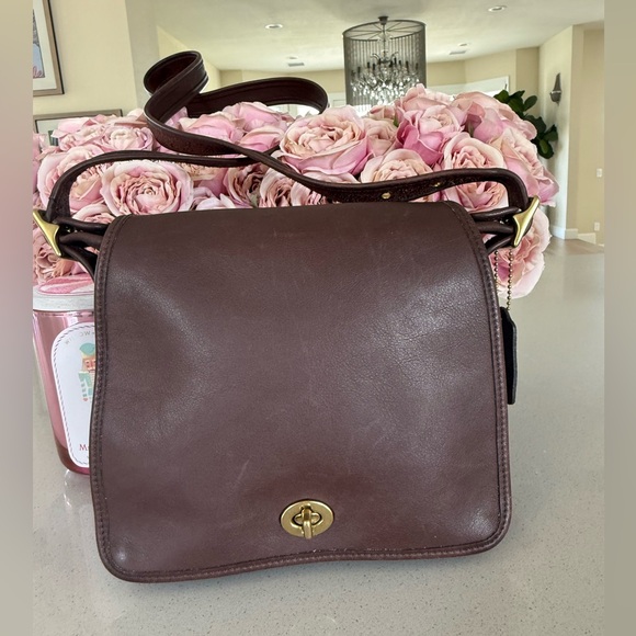 Vintage USA Coach Legacy champion gloved Tanned crossbody bag turn lock - Picture 3 of 15